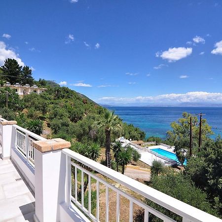 Veroniki Penthouse Deluxe Apartment Agios Ioannis Peristerion Exterior foto